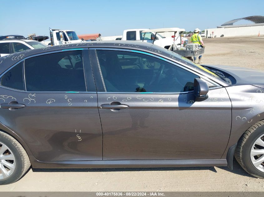 2018 Toyota Camry Le VIN: 4T1B11HK9JU062844 Lot: 40175836