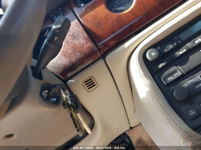 1999 Jaguar Xk8 VIN: SAJGX2045XC039069 Lot: 40175898