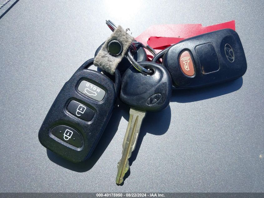 2013 HYUNDAI ELANTRA GLS - 5NPDH4AE3DH206689