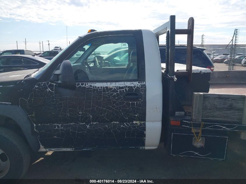 2004 GMC Sierra 3500 Chassis Work Truck VIN: 1GDJC34U74E254867 Lot: 40176014