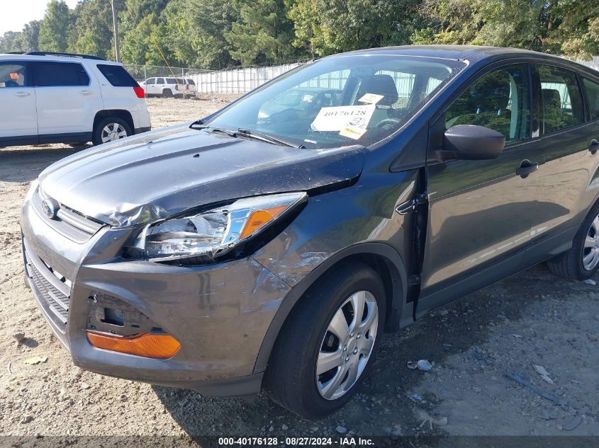 2015 Ford Escape S VIN: 1FMCU0F75FUB24915 Lot: 40176128