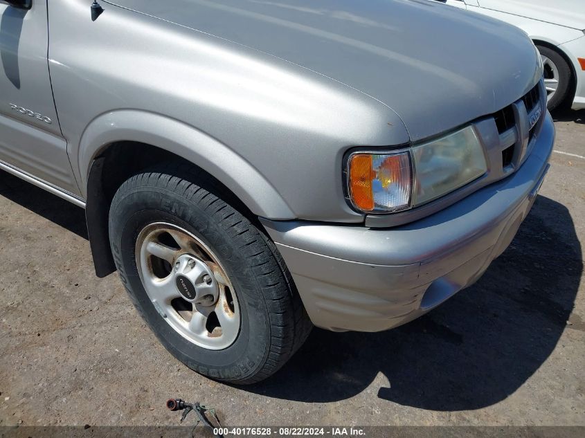 2004 Isuzu Rodeo S 3.5L V6 VIN: 4S2CK58Y644310106 Lot: 40176528