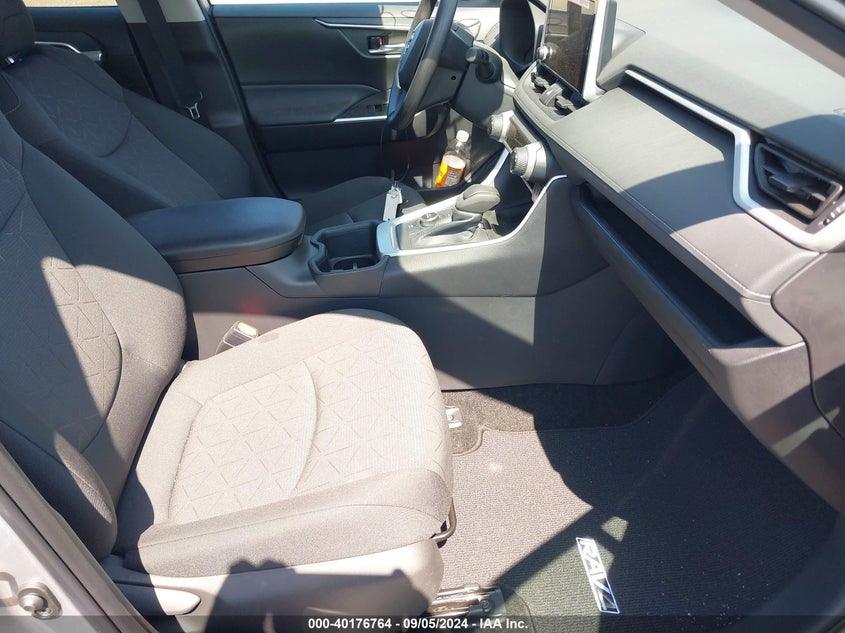 2024 TOYOTA RAV4 HYBRID XLE - 4T3RWRFV5RU145587