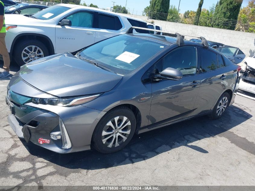 2018 Toyota Prius Prime Advanced VIN: JTDKARFP0J3097988 Lot: 40176830