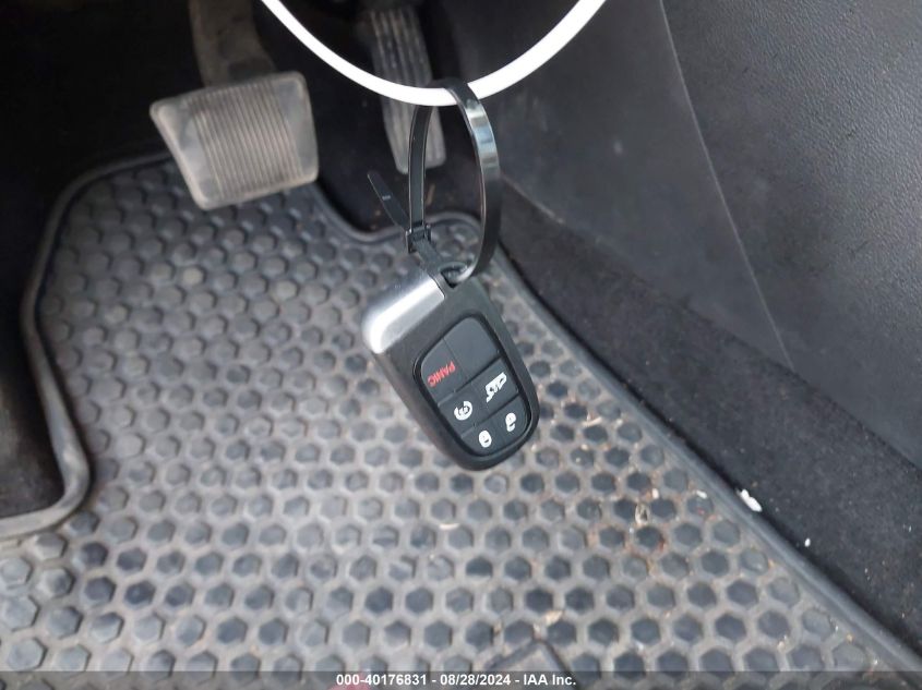 2015 Jeep Cherokee Latitude VIN: 1C4PJLCS8FW547775 Lot: 40176831