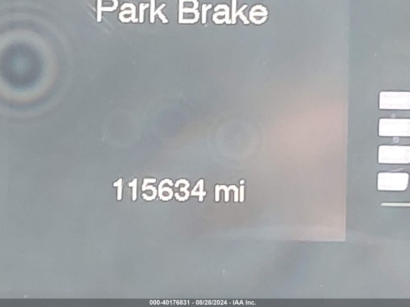 2015 Jeep Cherokee Latitude VIN: 1C4PJLCS8FW547775 Lot: 40176831