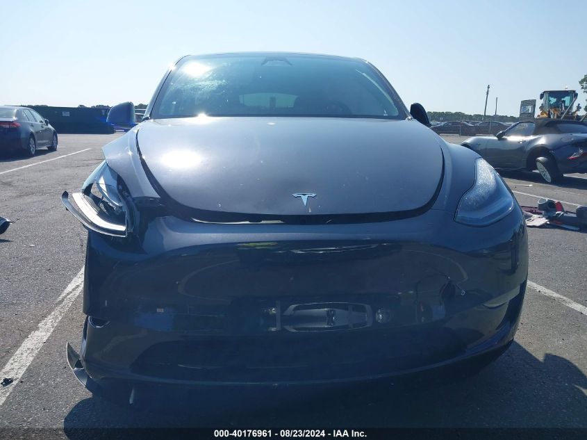 2024 Tesla Model Y Long Range Dual Motor All-Wheel Drive VIN: 7SAYGDEE0RA278597 Lot: 40176961