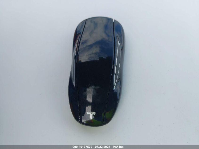 5YJSA1H46FF082247 2015 Tesla Model S 85D/P85D