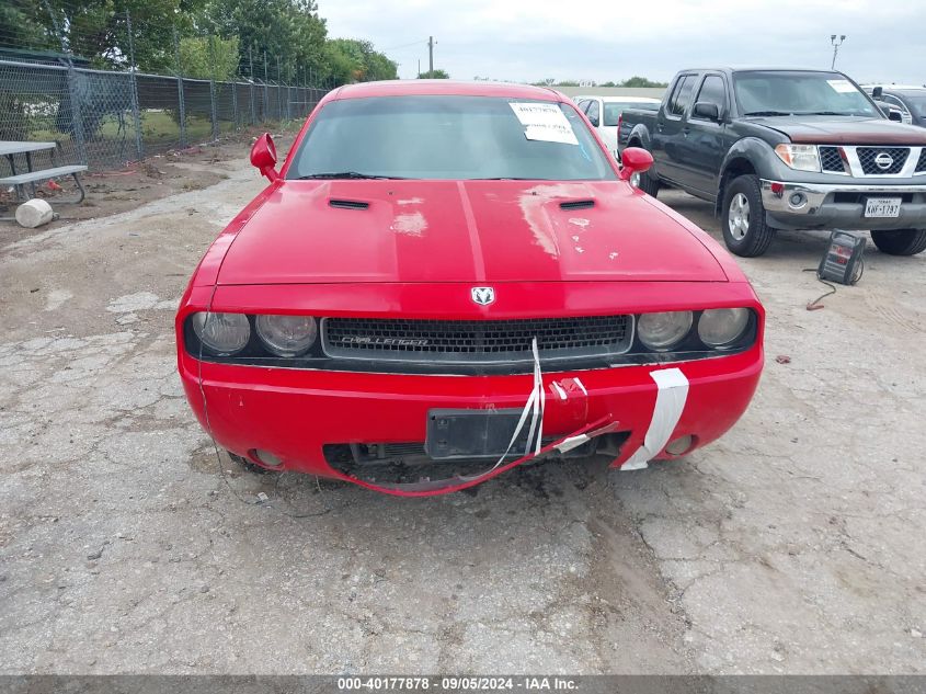 2B3LJ44V49H527329 2009 Dodge Challenger Se