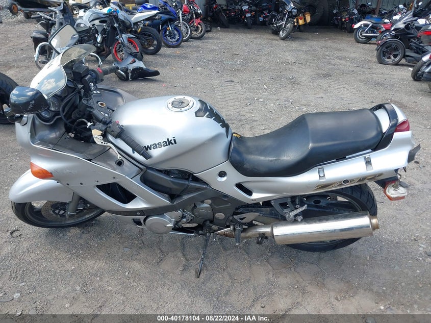 2005 KAWASAKI ZX600 E1 - JKAZX4E155A081018
