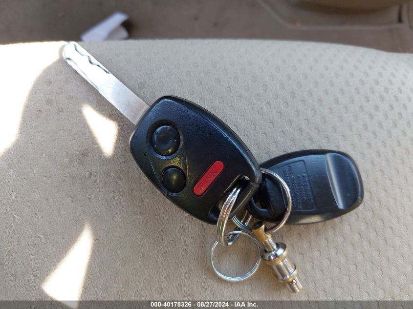 2008 Honda Cr-V Lx VIN: JHLRE48388C061379 Lot: 40178326