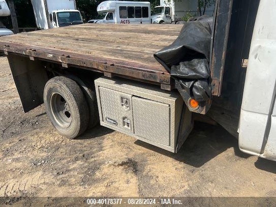 2006 Chevrolet Silverado 3500 C3500 VIN: 1GBJC34U96E126433 Lot: 40178377