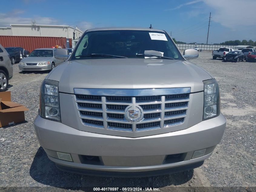 2008 Cadillac Escalade Standard VIN: 1GYEC63878R121210 Lot: 40178597