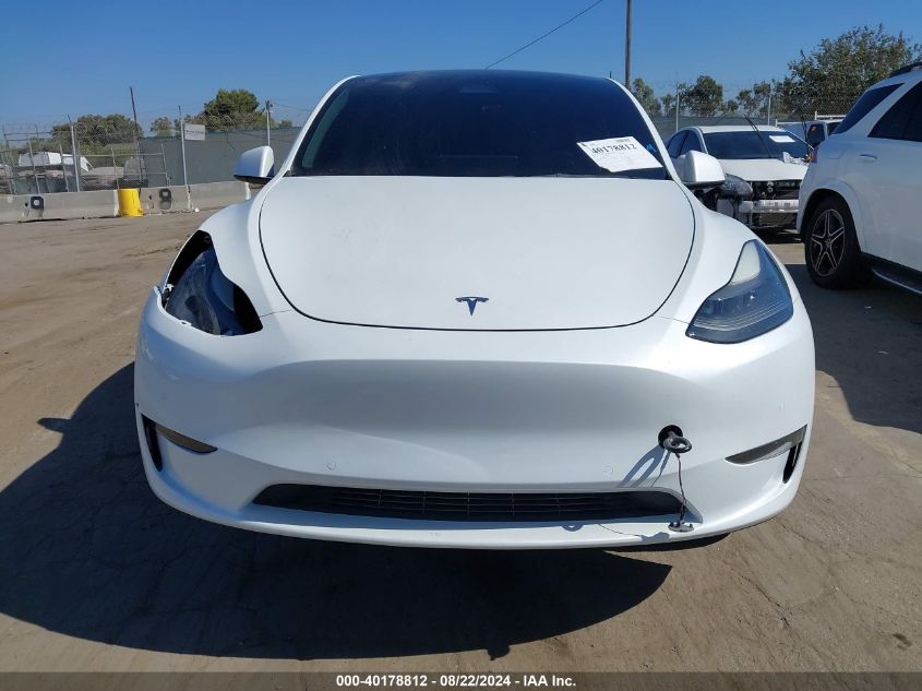 2022 Tesla Model Y Performance Dual Motor All-Wheel Drive VIN: 7SAYGDEF3NF547441 Lot: 40178812