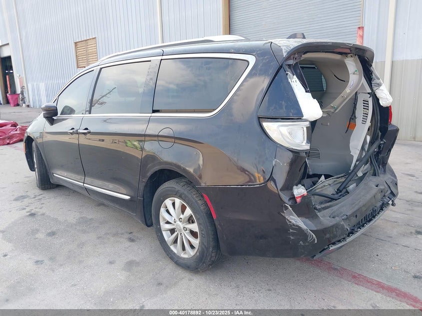 2019 Chrysler Pacifica Touring L black van flexible 2C4RC1BG3KR613530 photo #4