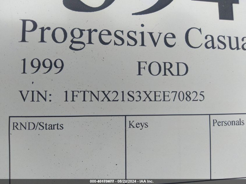 1999 Ford F-250 Lariat/Xl/Xlt VIN: 1FTNX21S3XEE70825 Lot: 40179477