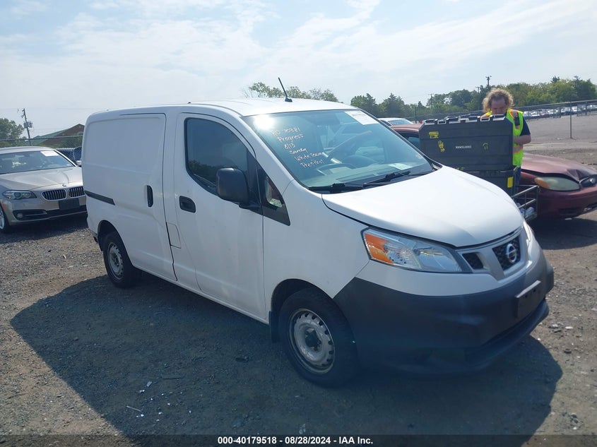 2017 Nissan NV 200