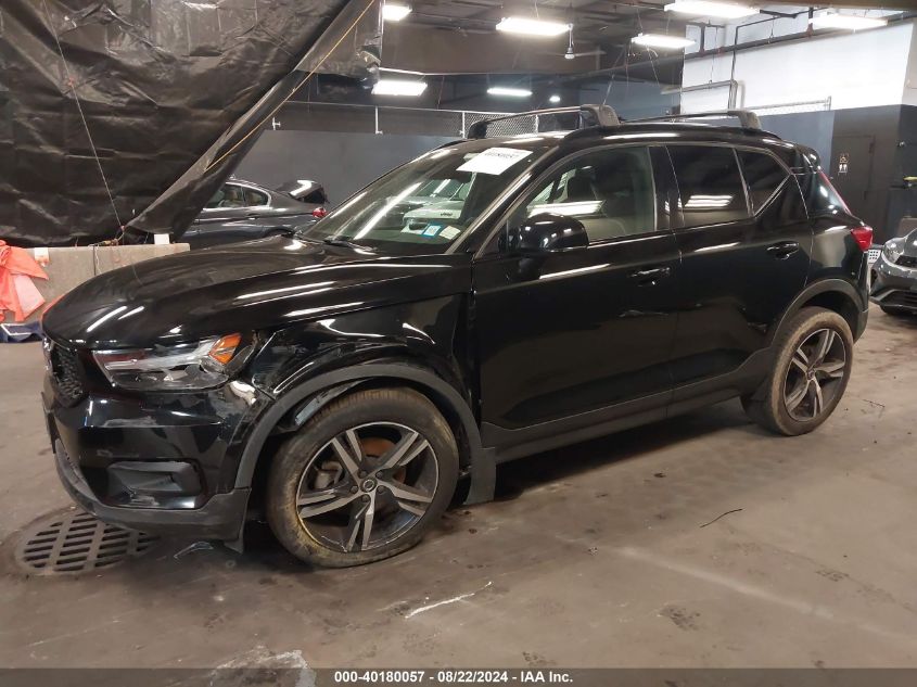 2022 Volvo Xc40 T5 R-Design VIN: YV4162UMXN2655321 Lot: 40180057