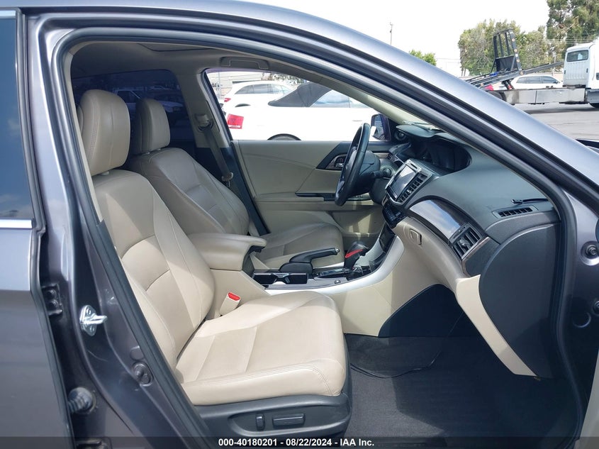 VIN JHMCR6F79HC028477 2017 HONDA ACCORD HYBRID TOURING