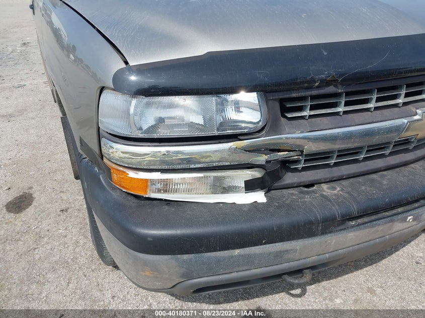 2001 Chevrolet Silverado 1500 Ls VIN: 2GCEC19T011394055 Lot: 40180371