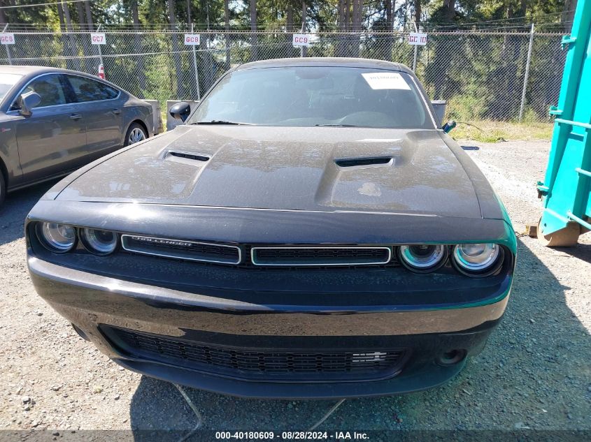 2018 Dodge Challenger Sxt VIN: 2C3CDZAG2JH321797 Lot: 40180609