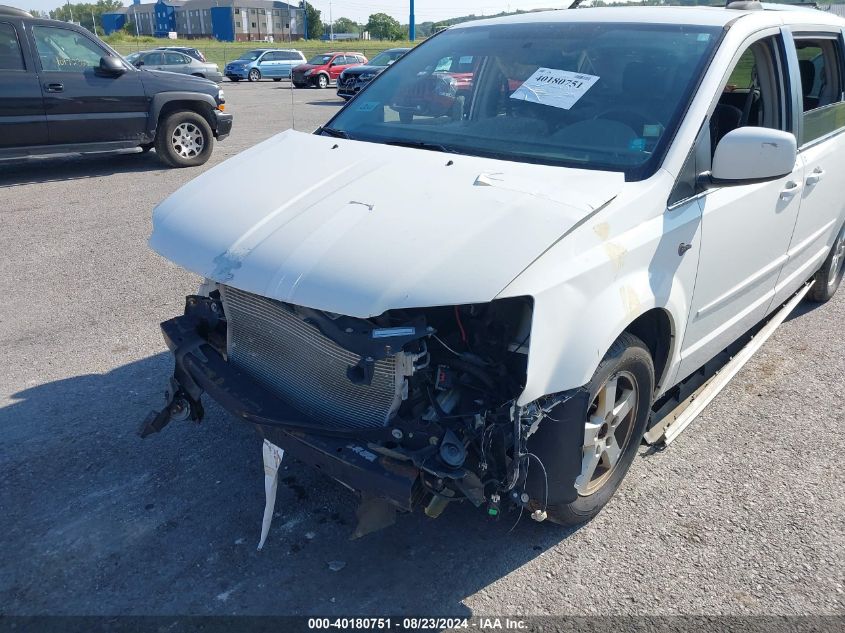 2011 Dodge Grand Caravan Crew VIN: 2D4RN5DG0BR661732 Lot: 40180751