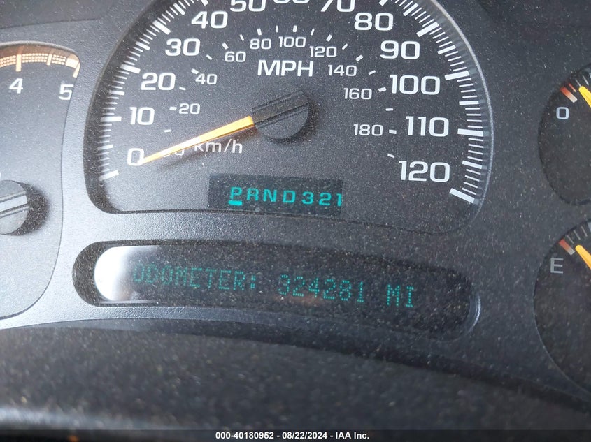 2005 Chevrolet Silverado 2500Hd Ls VIN: 1GCHC23225F824010 Lot: 40180952