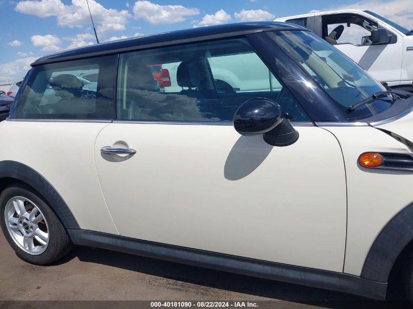 2013 Mini Hardtop Cooper VIN: WMWSU3C55DT549233 Lot: 40181090