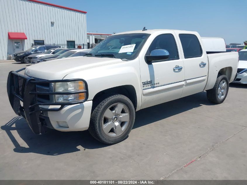 3GCPCSE01BG393631 2011 Chevrolet Silverado 1500 Lt