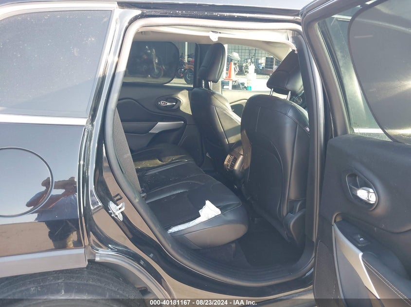 VIN 1C4PJLLB7JD583834 2018 JEEP CHEROKEE LATITUDE PLUS FWD