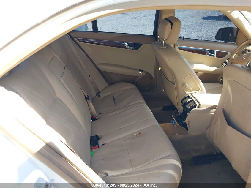 2008 Mercedes-Benz C 300 Luxury/Sport VIN: WDDGF54X58R011817 Lot: 40181289