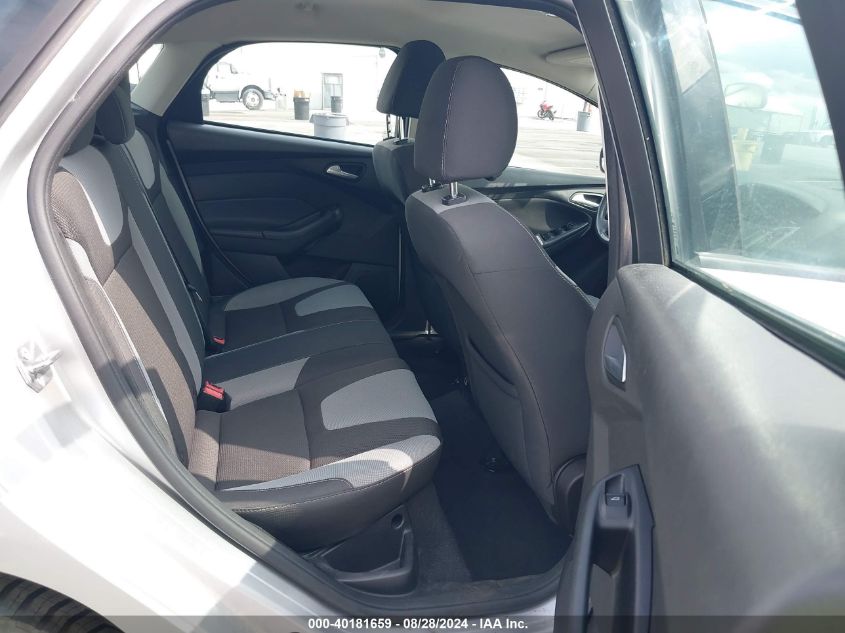 1FADP3K28EL433073 2014 Ford Focus Se