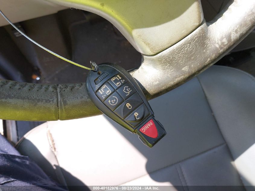 2009 Chrysler Town & Country Touring VIN: 2A8HR541X9R510425 Lot: 40182976