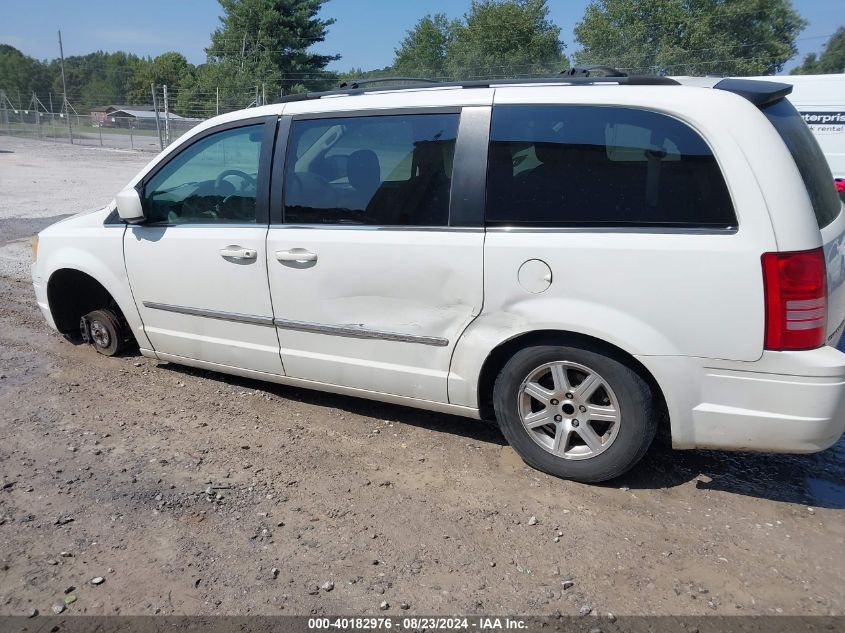 2009 Chrysler Town & Country Touring VIN: 2A8HR541X9R510425 Lot: 40182976