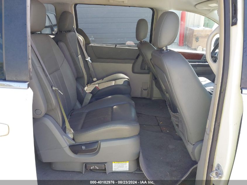 2009 Chrysler Town & Country Touring VIN: 2A8HR541X9R510425 Lot: 40182976