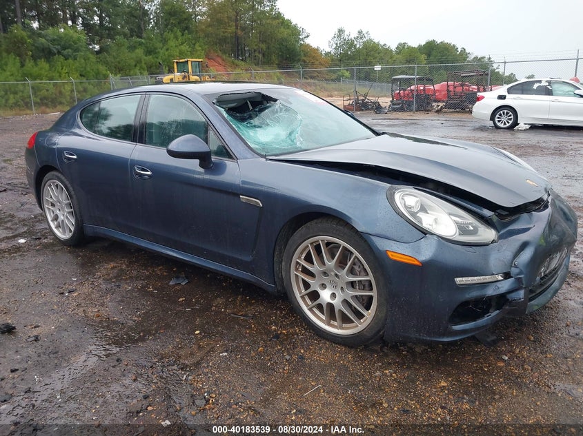 2014 PORSCHE PANAMERA 4 - WP0AA2A77EL014038