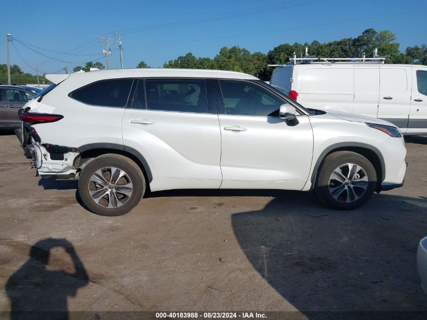 2022 Toyota Highlander Xle VIN: 5TDGZRBH8NS566682 Lot: 40183988