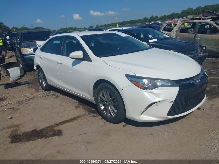TOYOTA CAMRY SE 2017