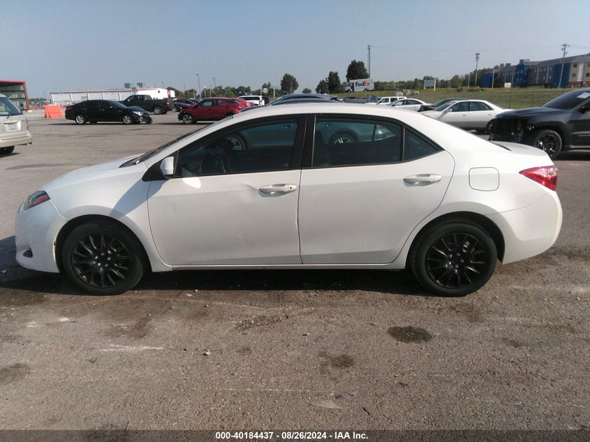 2017 TOYOTA COROLLA LE - 5YFBURHEXHP631003