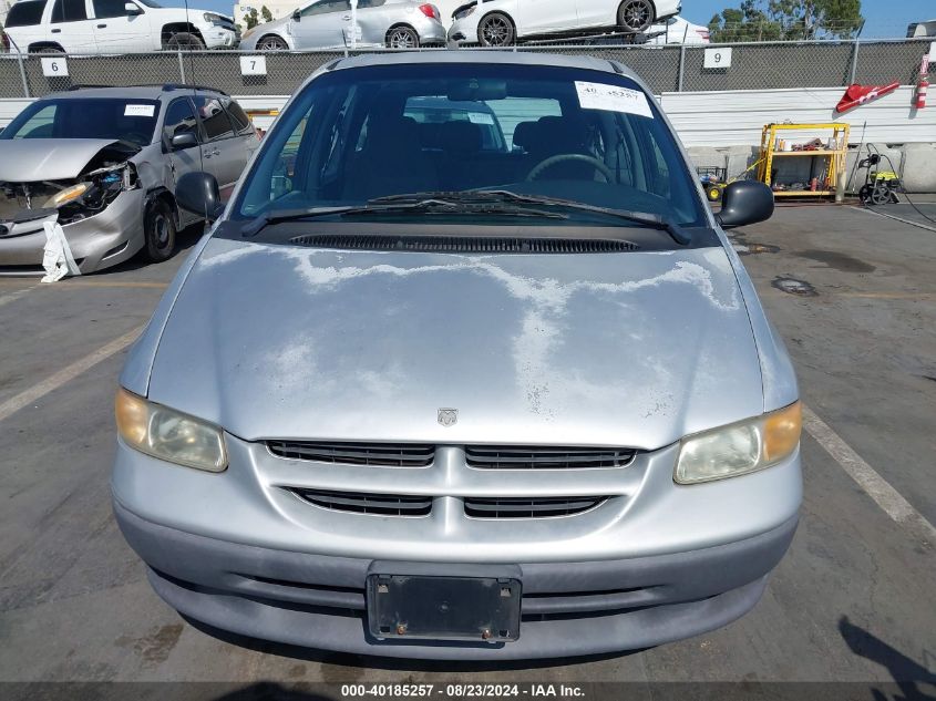 2000 Dodge Caravan VIN: 2B4FP25BXYR869134 Lot: 40185257