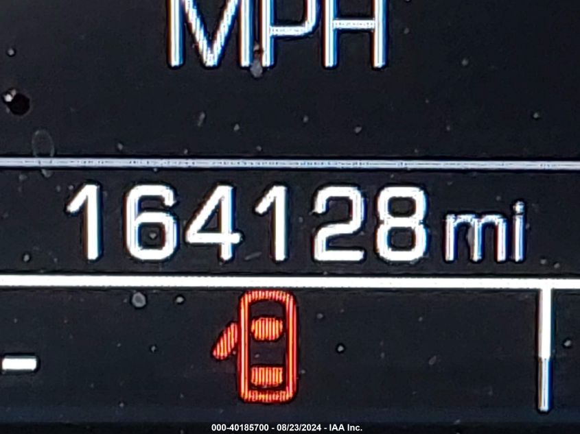 2015 Chevrolet Tahoe Lt VIN: 1GNSCBKC9FR646779 Lot: 40185700