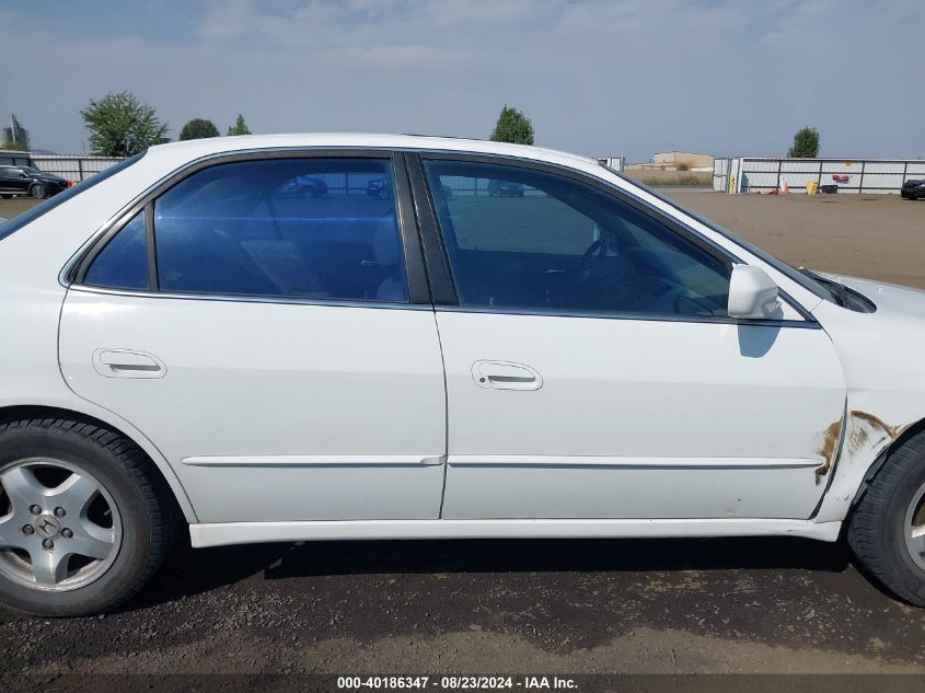 2000 Honda Accord 3.0 Ex VIN: 1HGCG1650YA060711 Lot: 40186347