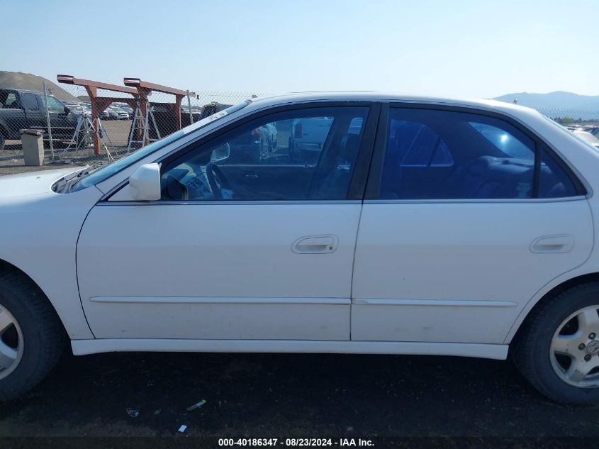 2000 Honda Accord 3.0 Ex VIN: 1HGCG1650YA060711 Lot: 40186347