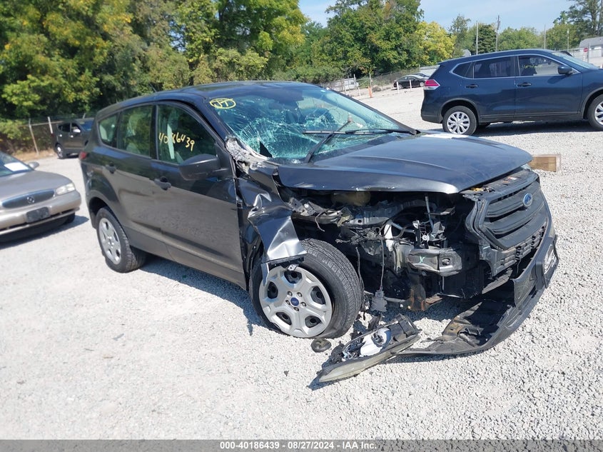 VIN 1FMCU0F71HUB77033 2017 FORD ESCAPE S