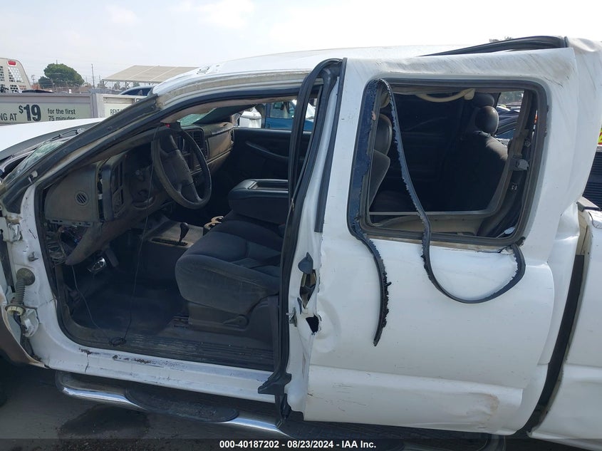 2004 Chevrolet Silverado 2500Hd Work Truck VIN: 1GCHK29U04E229186 Lot: 40187202