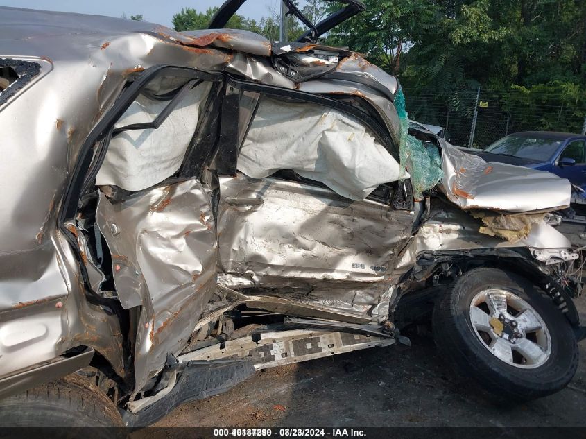 2004 Toyota 4Runner Sr5 V6 VIN: JTEBU14R340021518 Lot: 40187290