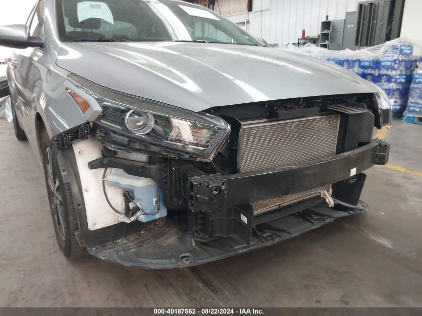 2023 Kia Forte Lxs VIN: 3KPF24AD4PE596356 Lot: 40187562