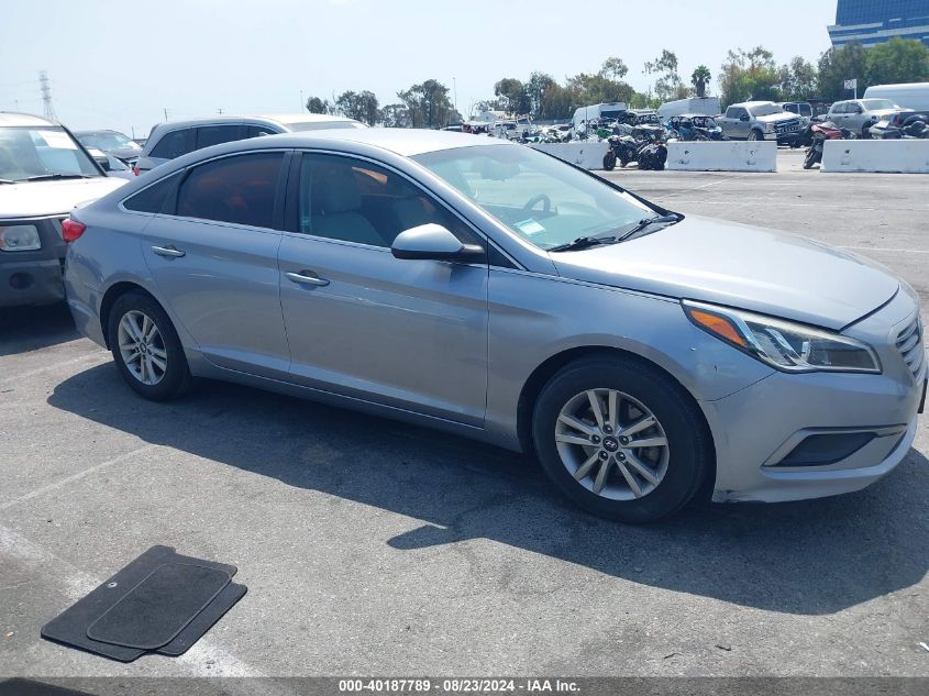 2017 HYUNDAI SONATA SE - 5NPE24AF1HH569917