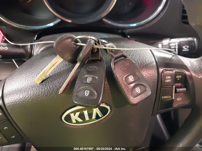 5XYKT3A61CG190216 2012 Kia Sorento Lx