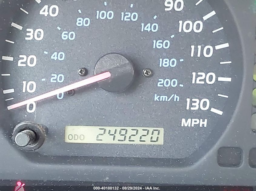 JTEHT05J122028663 2002 Toyota Land Cruiser